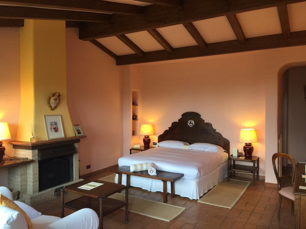 Relais San Bruno Guest House Montepulciano Stazione Rom bilde